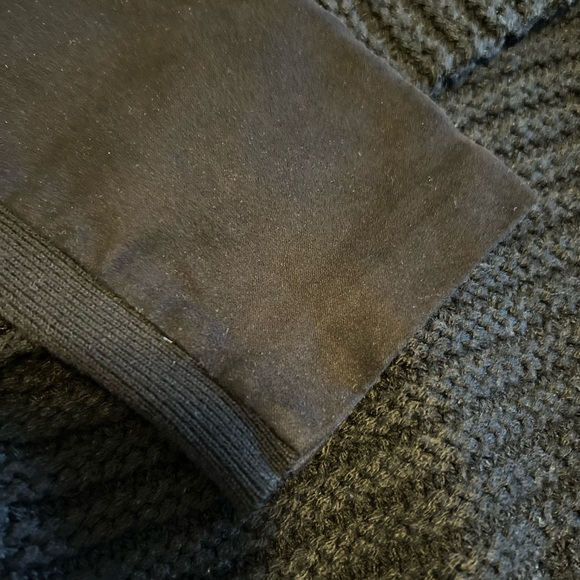 Guess Cardi - Picture 4 of 4